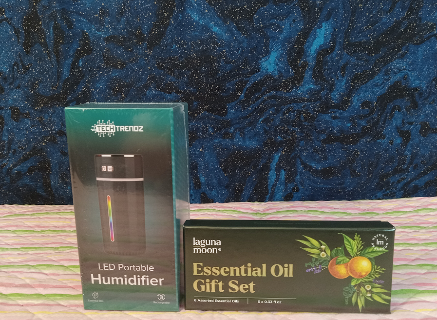 TechTrendz LED Portable Humidifier & Essential Oils