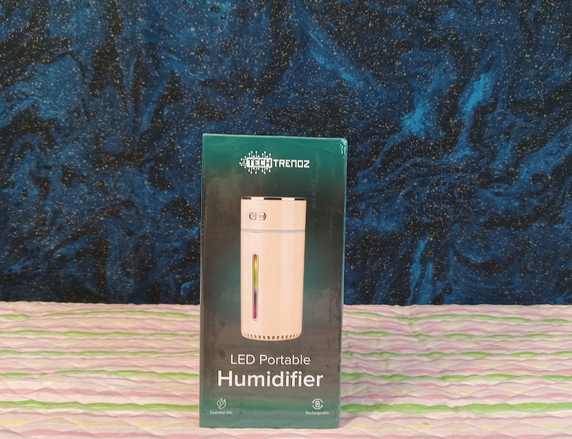 TechTrendz LED Portable Humidifier & Essential Oils